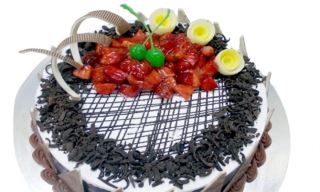 man hinh led xem bong da thay the may chieu va cac thiet bi trinh chieu khac tai tiem banh kem bcake