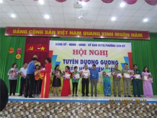 truong thinh nhan thi cong bao gia du toan lap dat man hinh ghep aha 55 inch aha55h53 cho ubnd phuong son ky 89 bo bao tan thang son ky tan phu ho chi minh