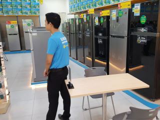 giai phap man hinh quang cao hien thi thong tin hang hoa  tai sieu thi dien may xanh tai huyen dau tieng   binh duong