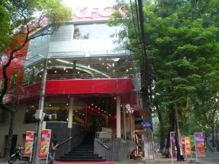 giai phap man hinh quang cao hien thi thuc don va dat mon an  tai kfc ba trieu