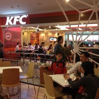 giai phap man hinh quang cao hien thi thuc don va dat mon an  tai kfc tay son