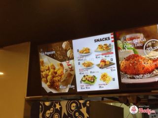 giai phap man hinh quang cao hien thi thuc don va dat mon an  tai kfc tran dai nghia