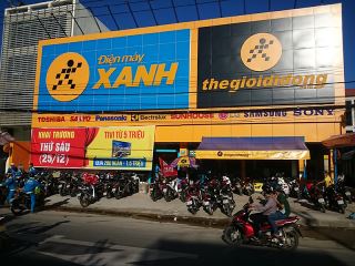 giai phap man hinh quang cao hien thi thong tin hang hoa  tai dien may xanh khu dan cu quang thanh