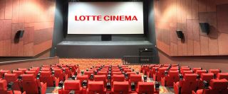 ung dung cong nghe man hinh quang cao gioi thieu cac bo phim va dich vu an uong tai rap phim lotte cinema cantavil