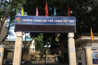 cap nhat bang bao gia man hinh led trong suot moi nhat thang 4 2020 tai truong trung hoc pho thong viet duc